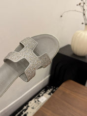 HM 26S OASIS SANDAL IN LIGHT GREY SUEDE WITH CRYSTALS