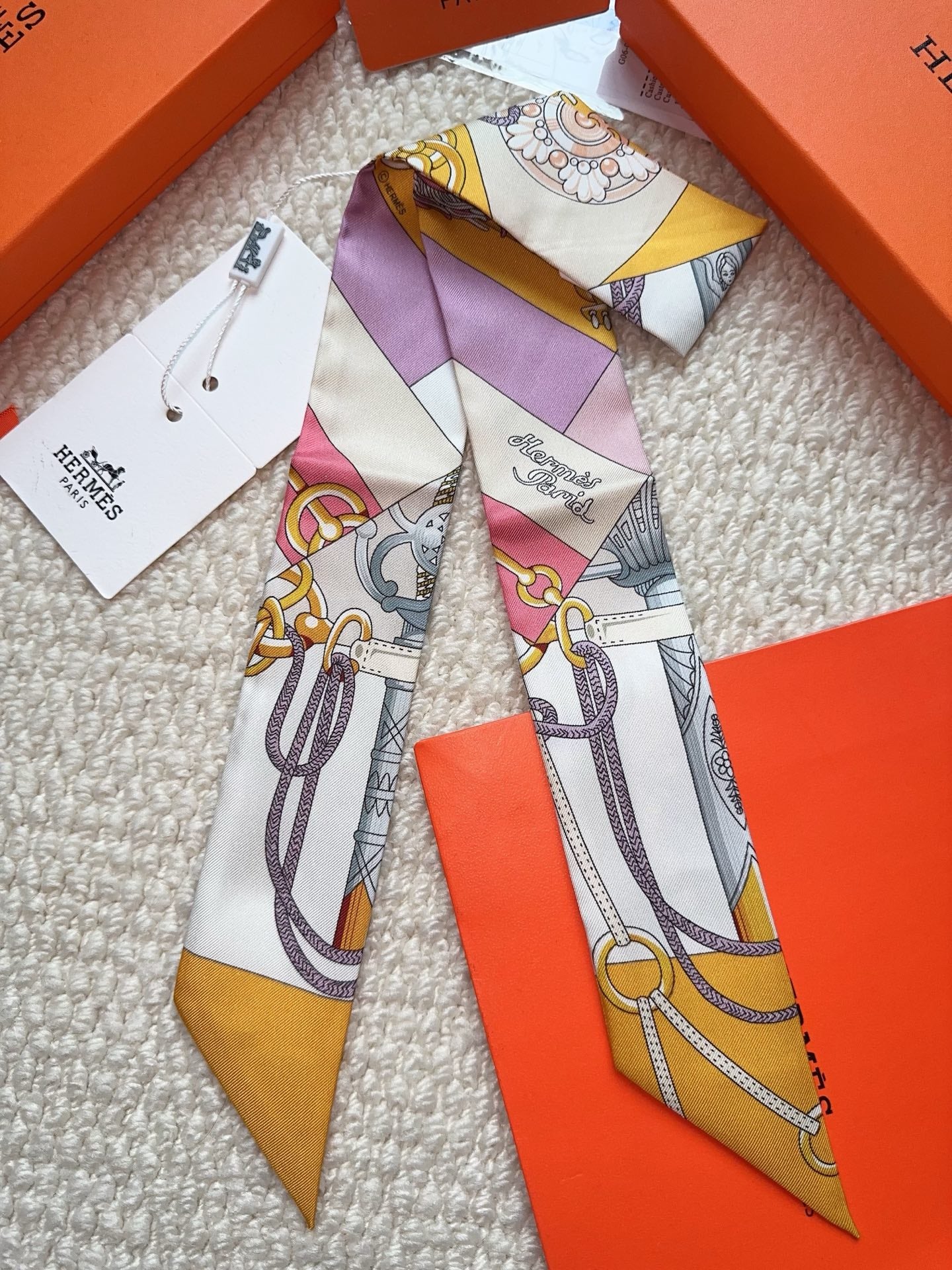 HERMES 26S SCARF 86 IN SILK 309647