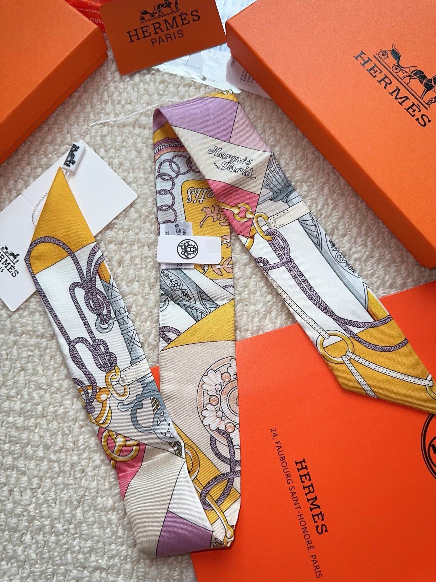 HERMES 26S SCARF 86 IN SILK 309648