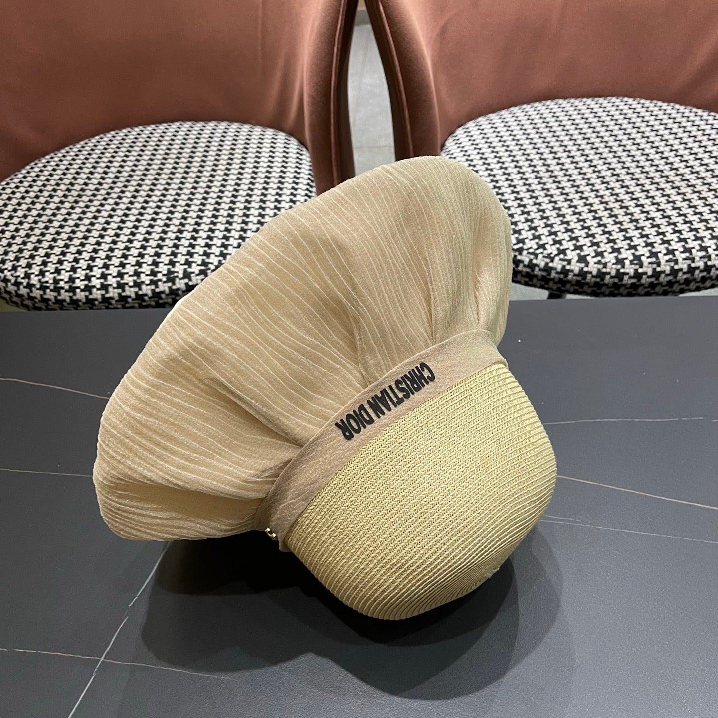 DIOR 26S SILK-BRIM HAT STYLE 71