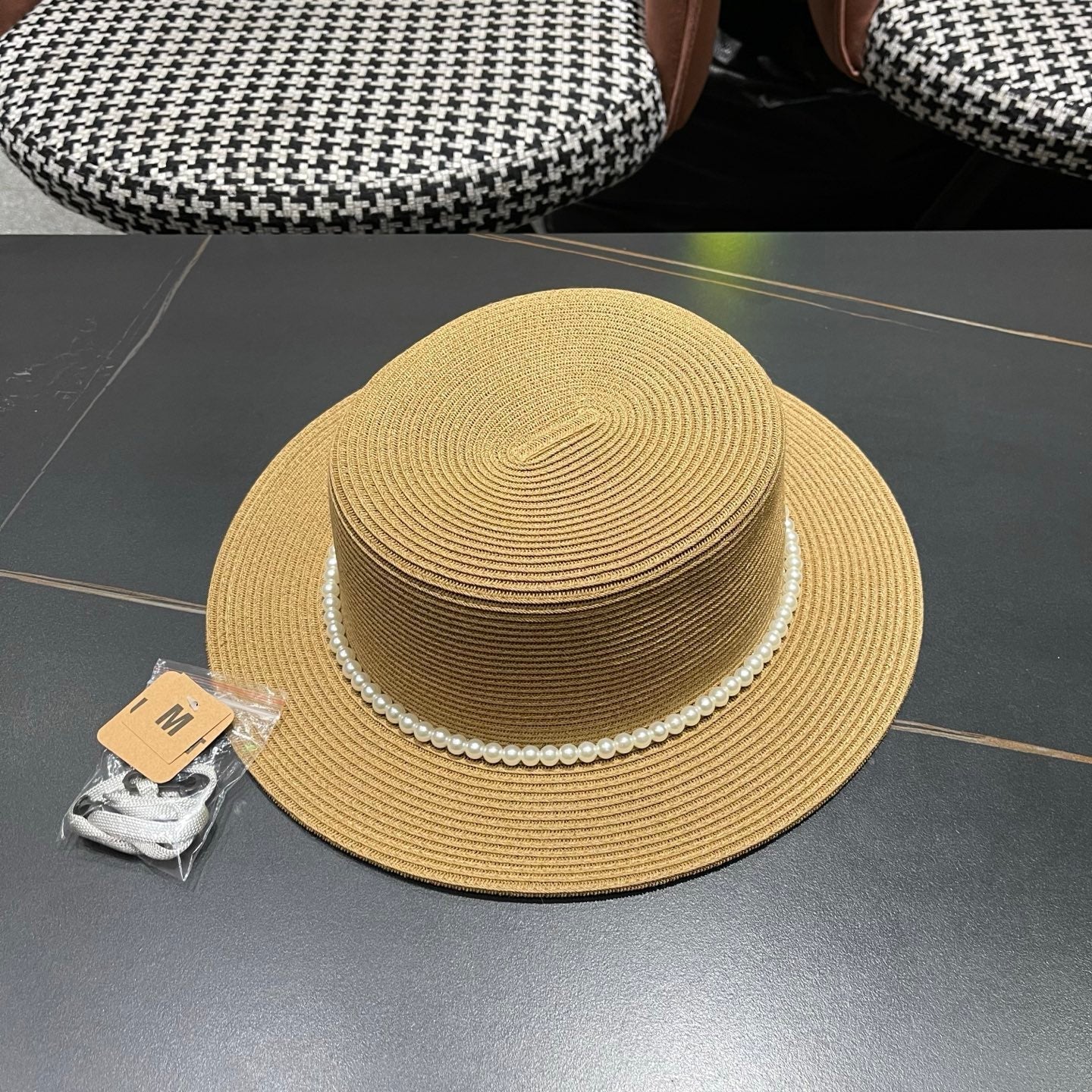 CHANEL 26S PEARL & ROSETTE STRAW BOATER HAT 337932