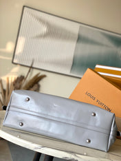 CARRYALL VIBE MM 39 IN TRIANON GRAY SHINY LAMBSKIN