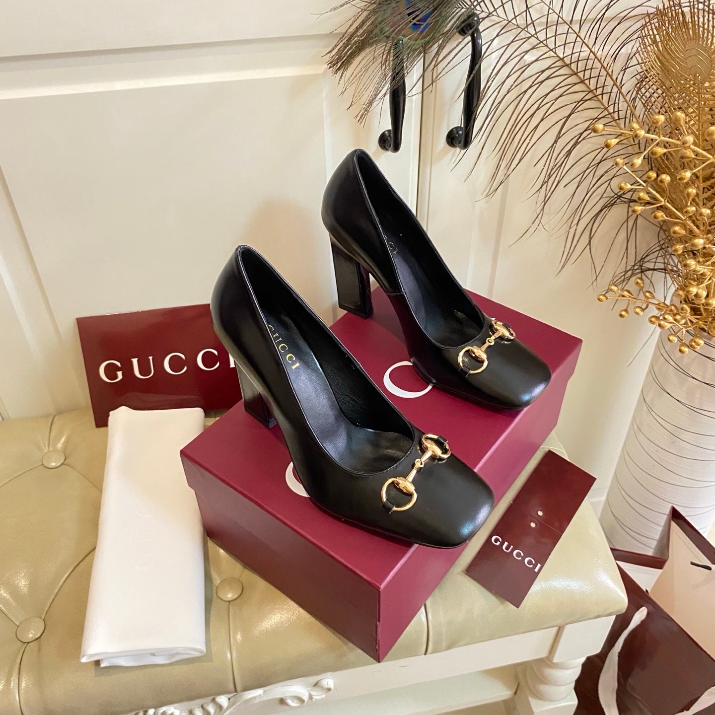 GUCCI 26S HORSEBIT MID-HEEL PUMPS 100 MM IN BLACK CALFSKIN