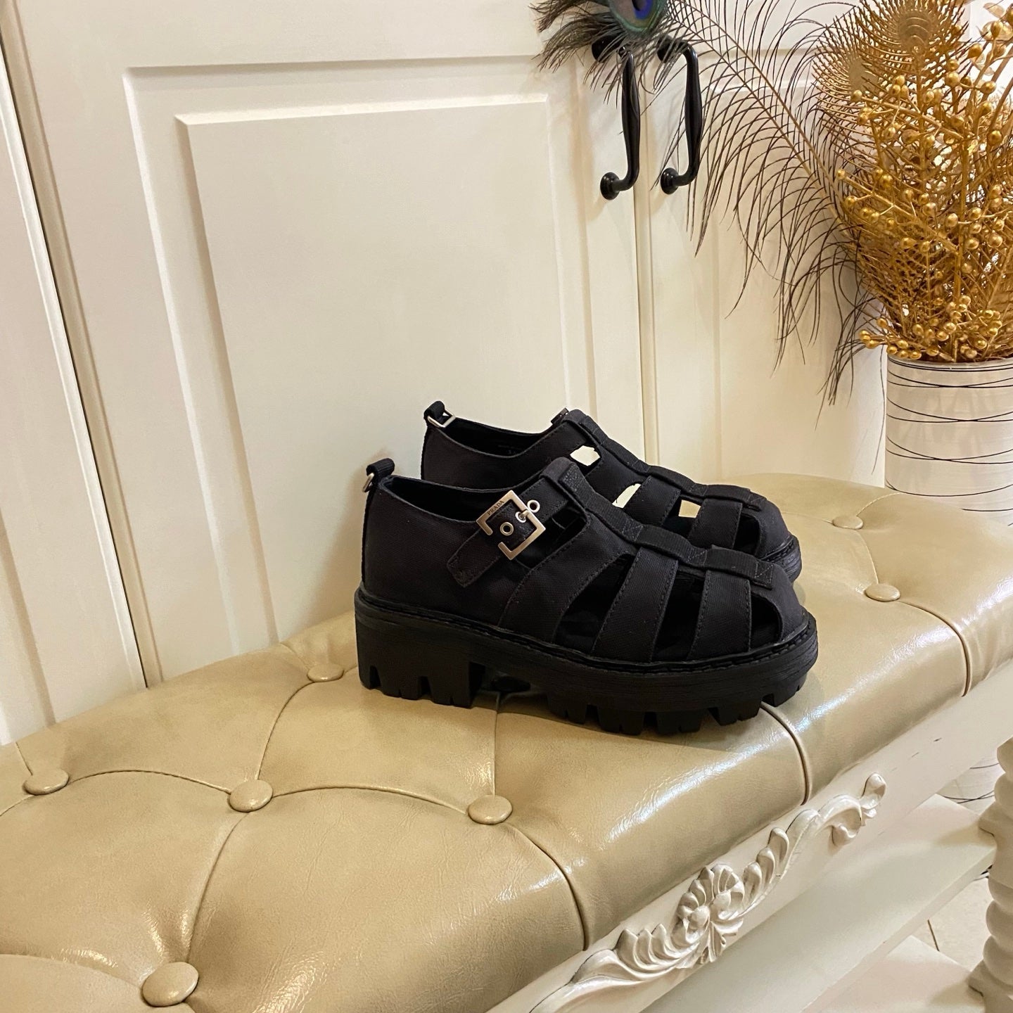 PRADA 26S BUCKLE FISHERMAN SANDALS CHUNKY SOLE IN BLACK CANVAS
