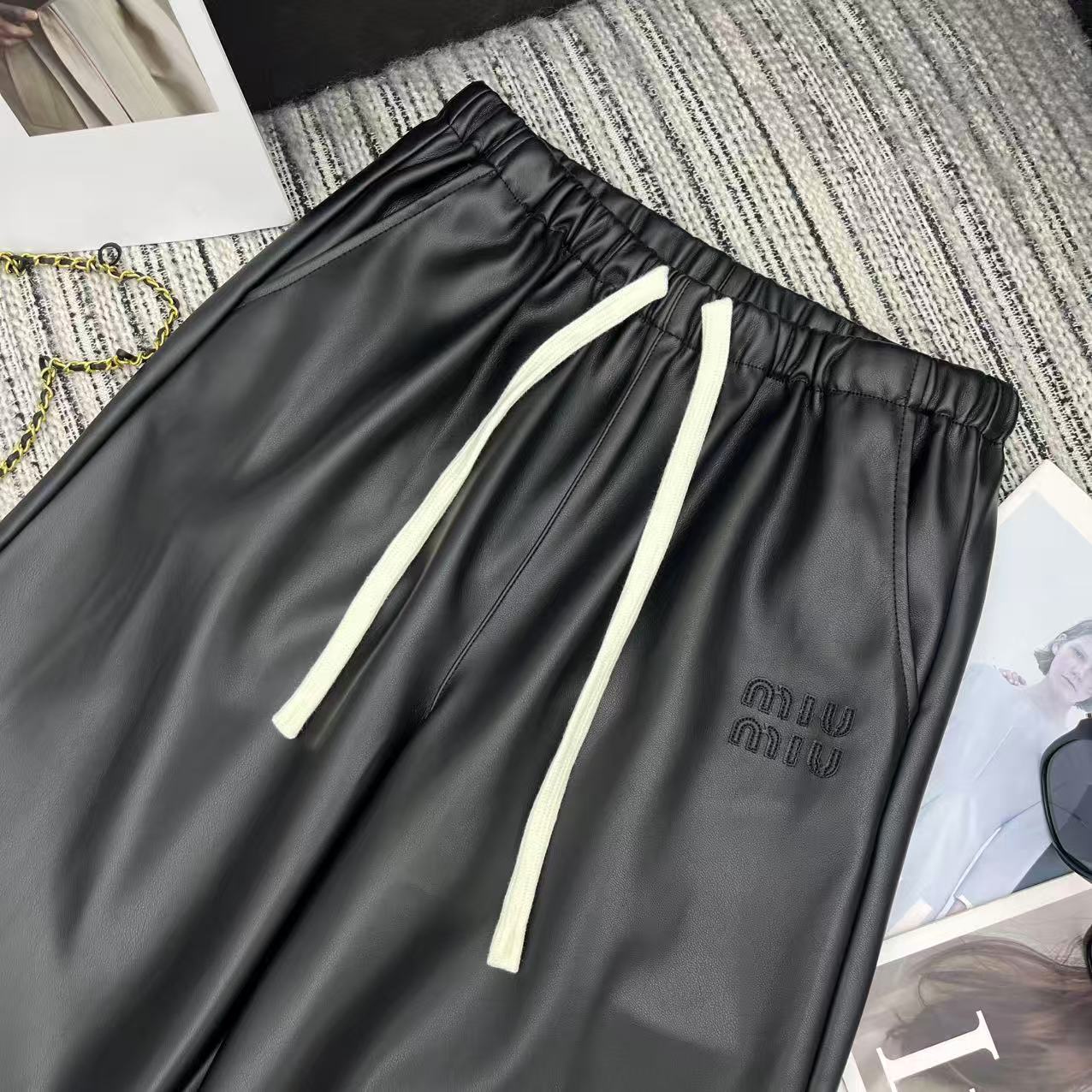 MIUMIU LEATHER PANTS STYLE 500