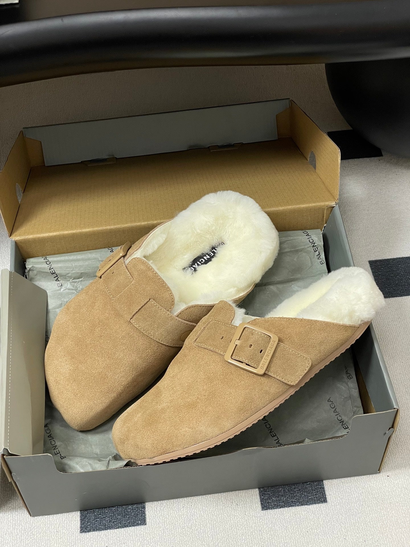 BALENCIAGA 25S FUR-LINED MULES IN LIGHT BROWN FAUX LEATHER
