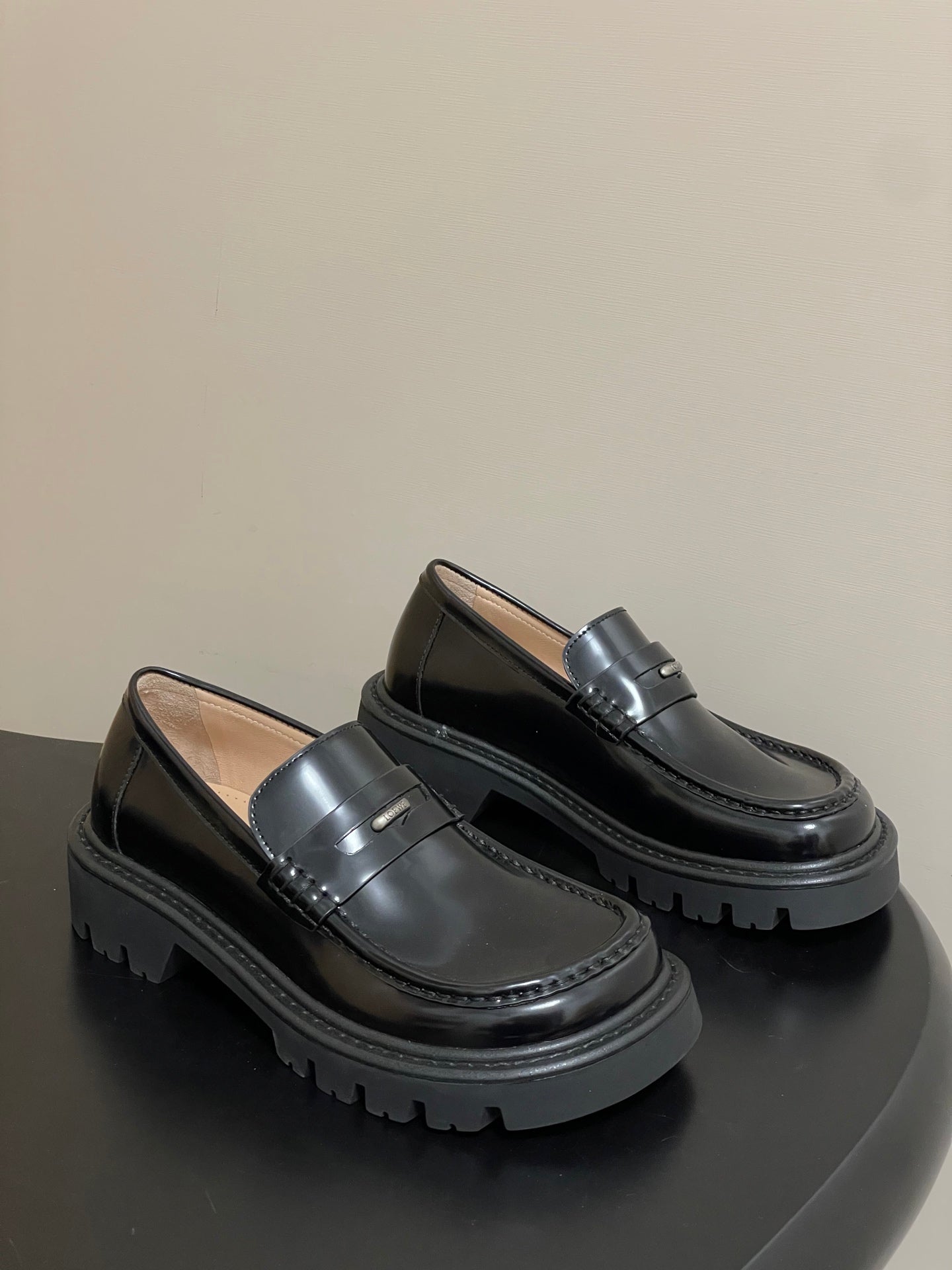 LOEWE 26S LOAFER IN BLACK PATENT CALFSKIN
