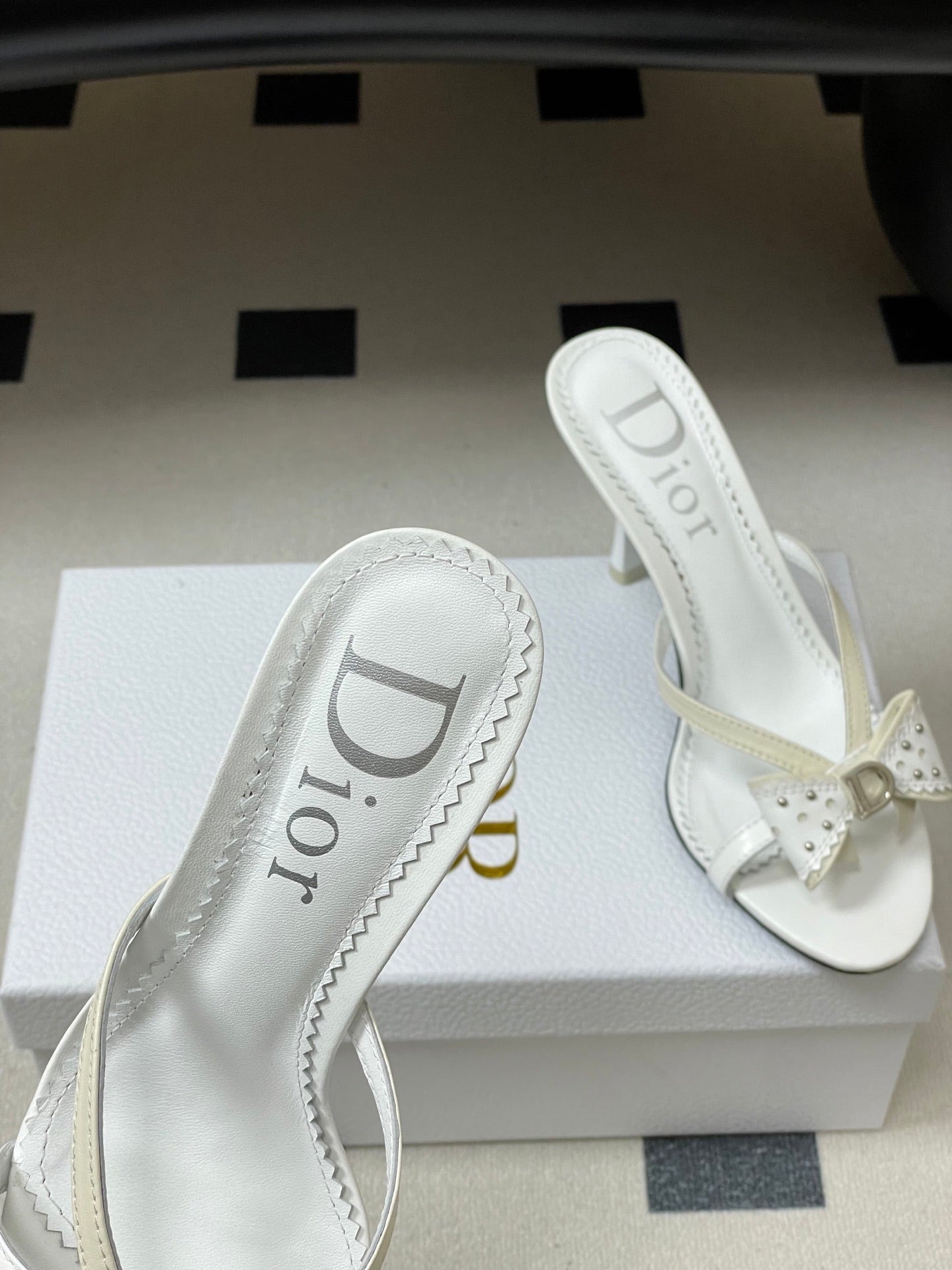DIOR 26S HIGH HEEL SANDALS 100 MM IN WHITE CALFSKIN