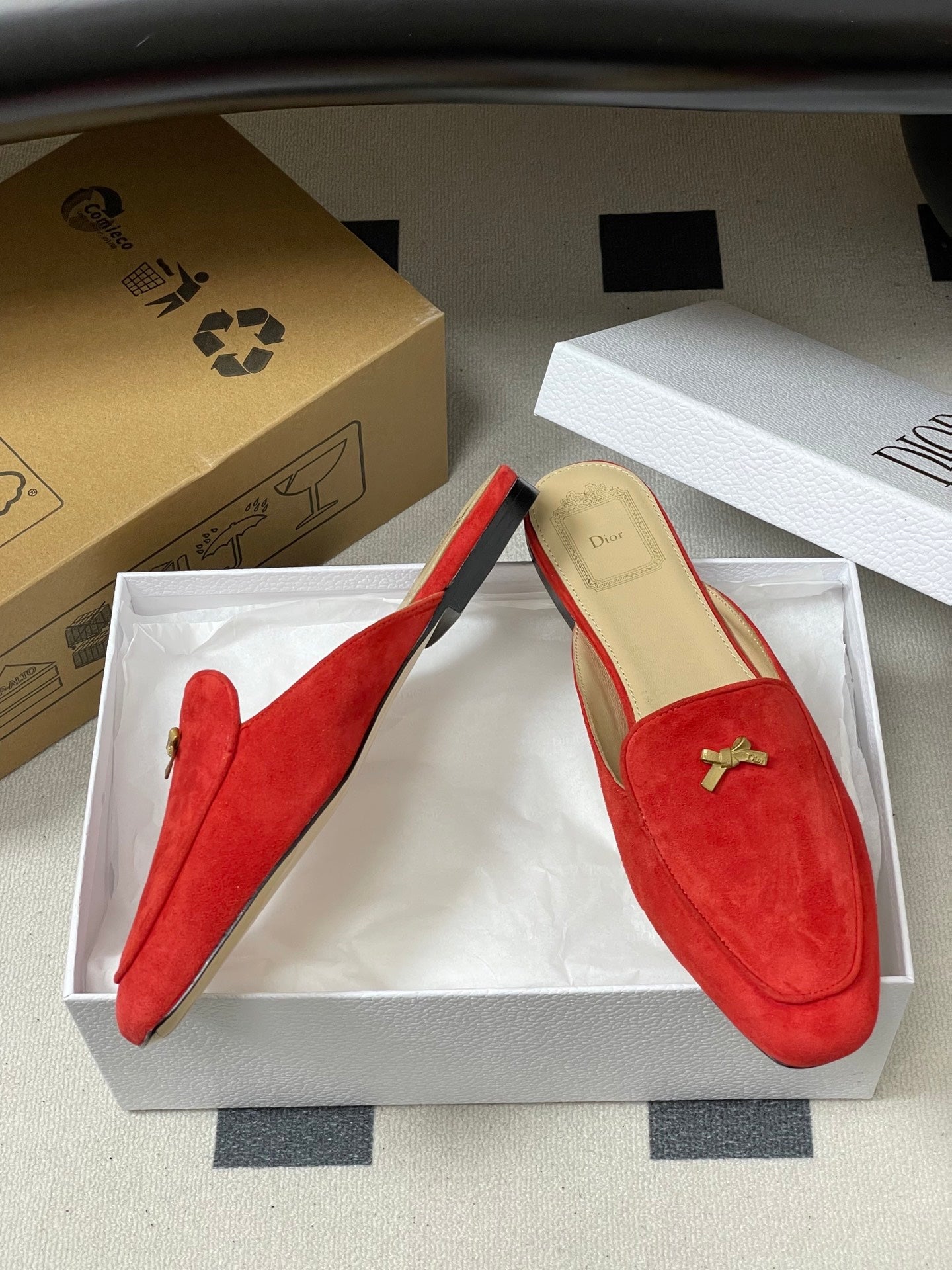 DIOR 26S MULES IN RED SUEDE WITH BOW