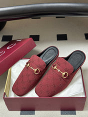 GUCCI 26S HORSEBIT LOAFER MULES IN RED CANVAS