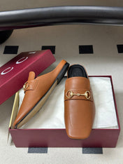 GUCCI 26S HORSEBIT LOAFER MULES IN LIGHT BROWN CALFSKIN