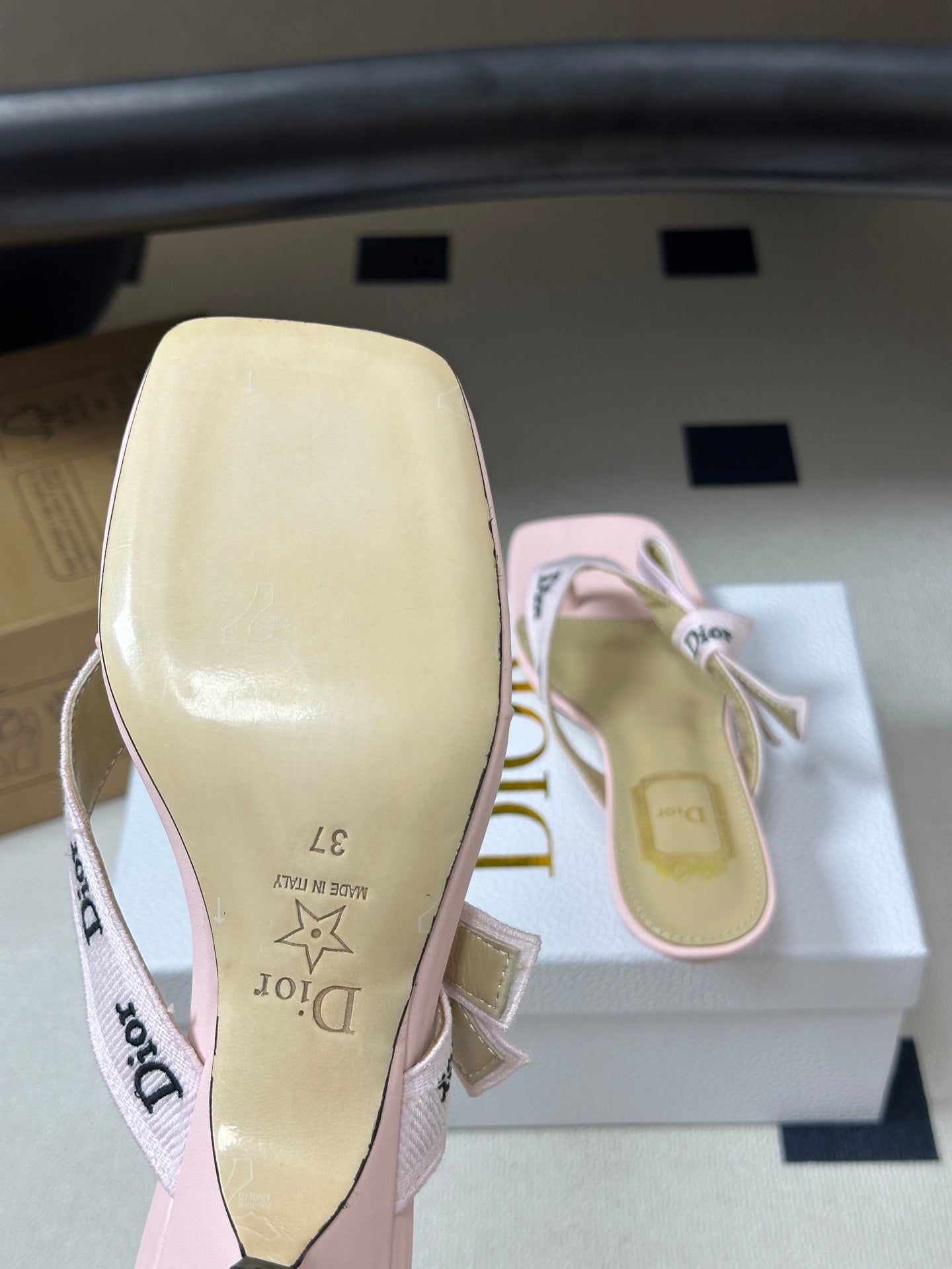 DIOR 26S HIGH-HEEL THONG SANDAL 30MM IN PINK BABY EMBROIDERED CANVAS AND CALFSKIN