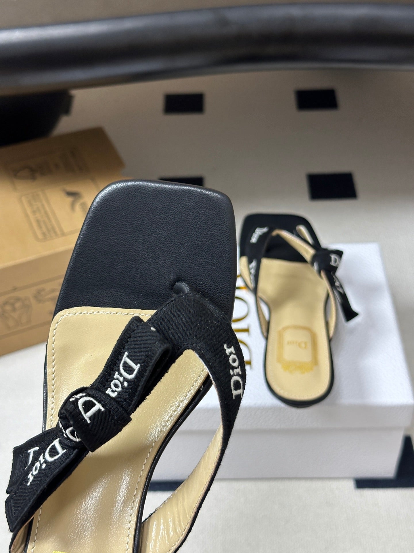 DIOR 26S HIGH-HEEL THONG SANDAL 30MM IN BLACK EMBROIDERED CANVAS AND CALFSKIN