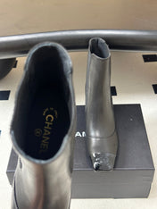 CHANEL 26S ANKLE BOOTS 60 MM IN BLACK CALFSKIN