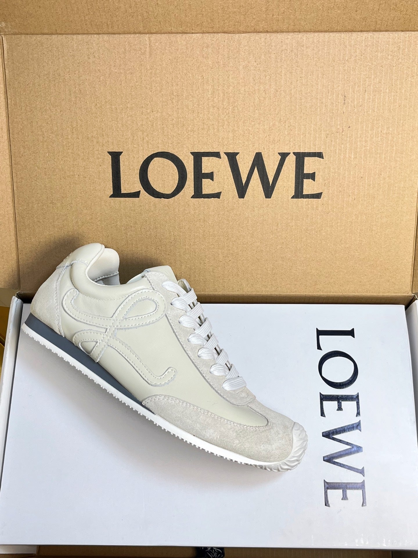 LOEWE 26S RUNNER 2.0 SNEAKERS IN OFF-WHITE CALFSKIN AND SUEDE