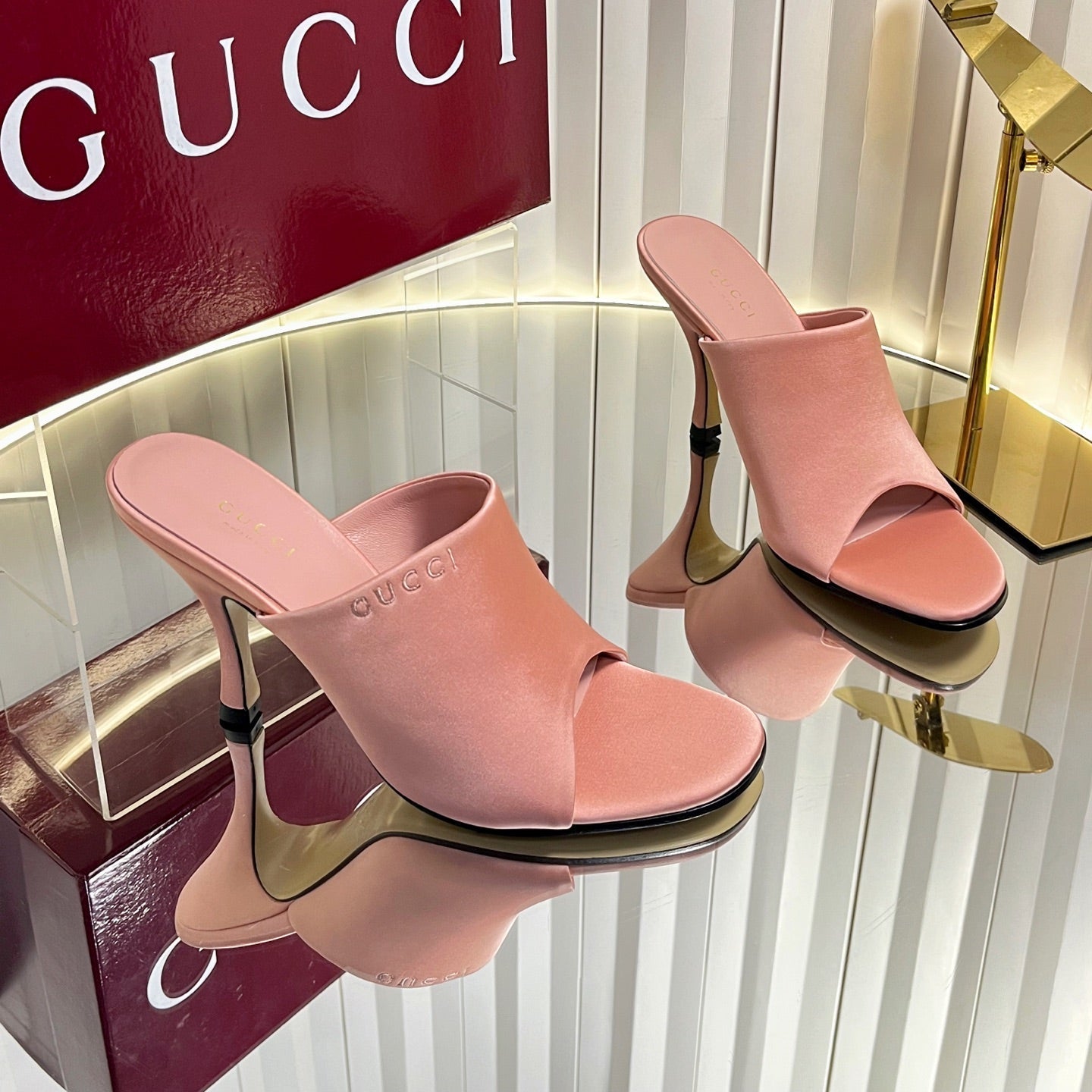 GUCCI 26S HIGH-HEELED SANDALS 100 MM IN PINK SATIN