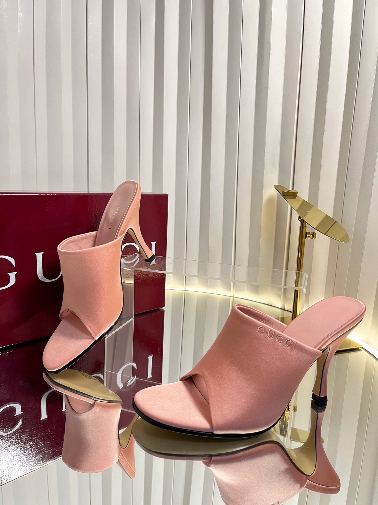 GUCCI 26S HIGH-HEELED SANDALS 100 MM IN PINK SATIN