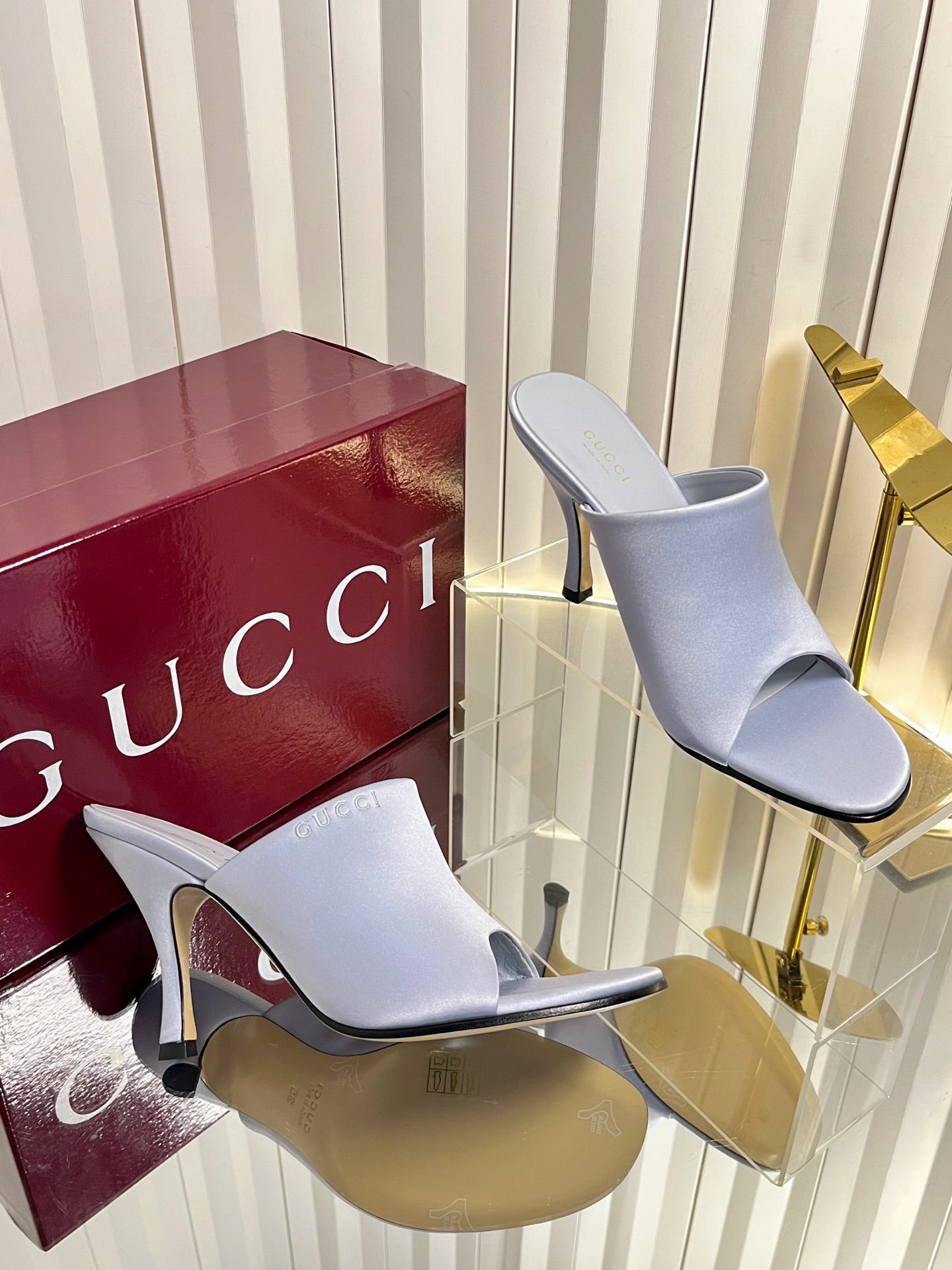 GUCCI 26S HIGH-HEELED SANDALS 100 MM IN GRAYISH BLUE SATIN
