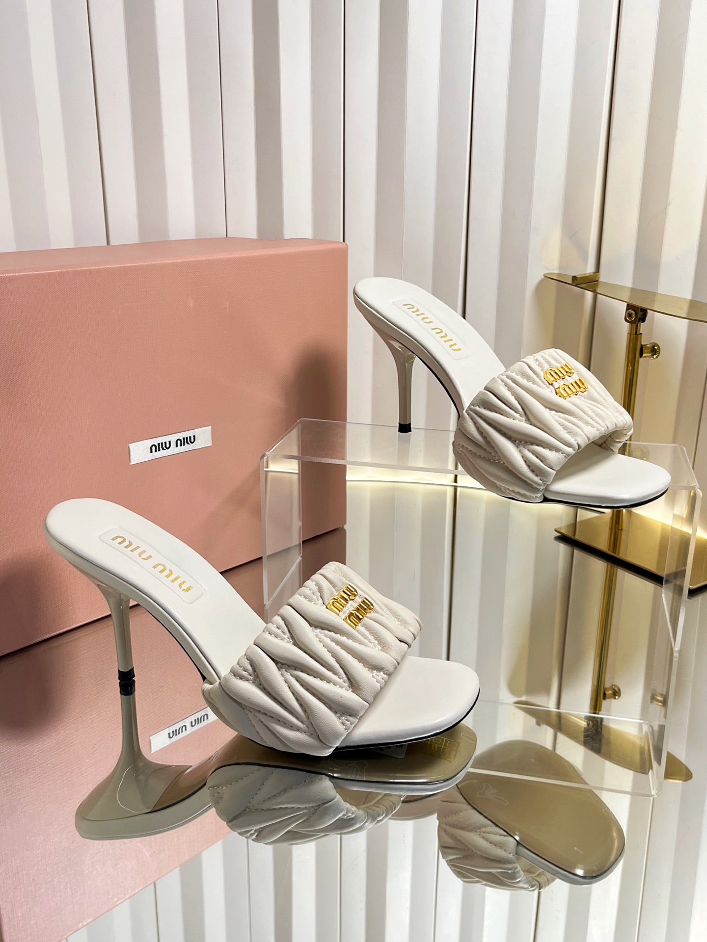 MIUMIU 26S HIGH-HEEL MULE SANDALS 85MM IN LIGHT BEIGE CALFSKIN GOLD HARDWARE