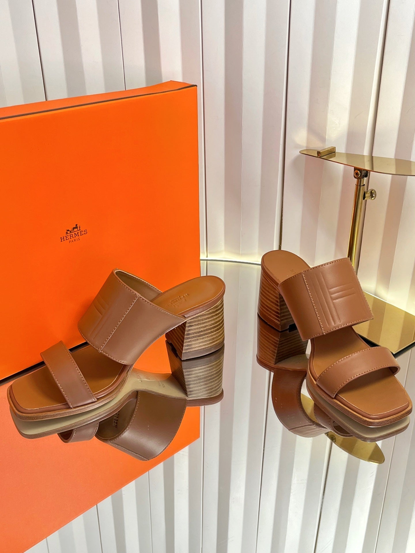 HM 26S MONICA 60 SANDAL IN CARAMEL BROWN CALFSKIN