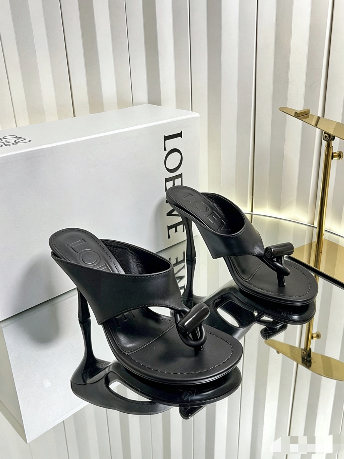 LOEWE 26S HEELED THONG SANDALS 90 MM IN BLACK CALFSKIN
