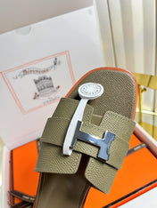 HM 26S ORAN SANDALS IN OLIVE BROWN EPSOM CALFSKIN SILVER HARDWARE