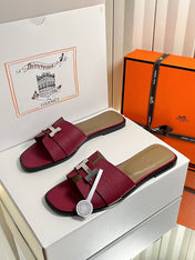 HM 26S ORAN SANDALS IN BURGUNDY RED EPSOM CALFSKIN SILVER HARDWARE