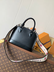 ALMA BB BAG 23 IN BLACK GRAIN EPI COWHIDE
