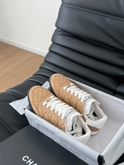 CC SNEAKER IN PEANUT BROWN MIX WHITE EMBROIDERED LAMBSKIN