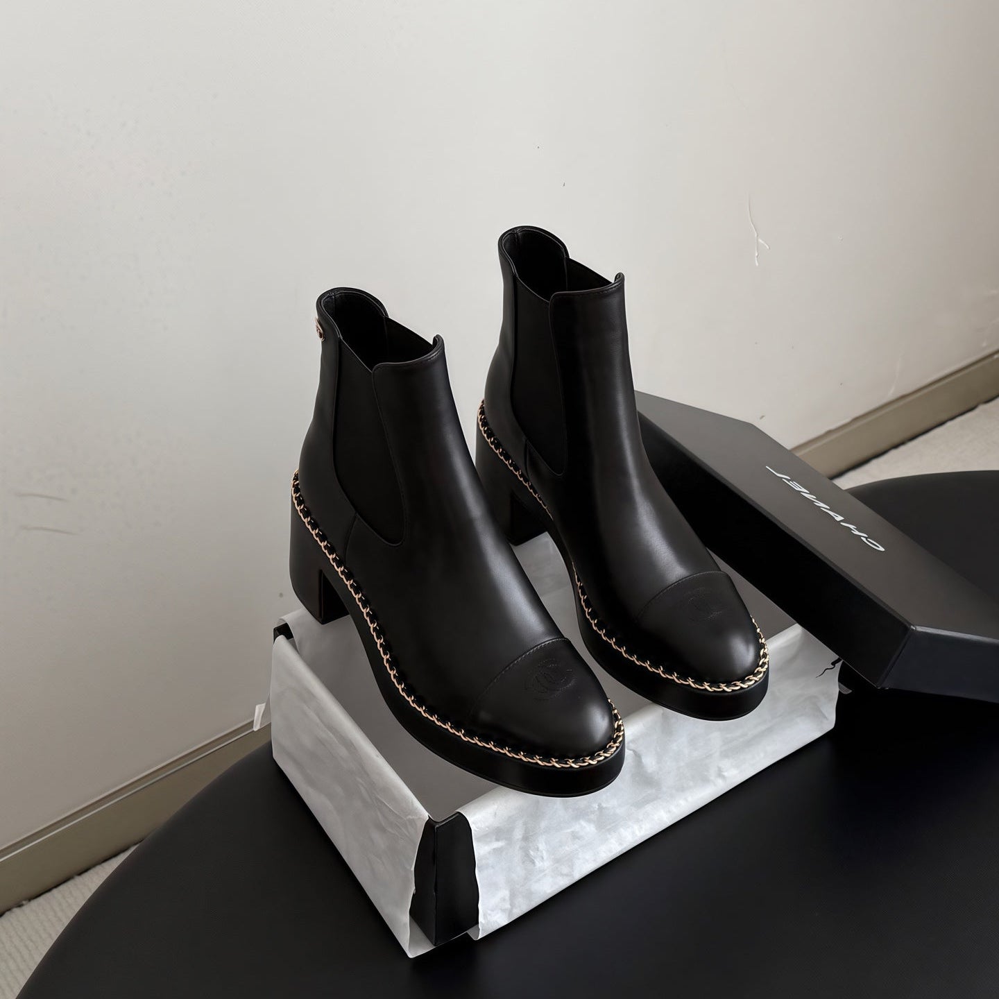 CHANEL 26S CHELSEA ANKLE BOOTS 70 MM IN BLACK CALFSKIN