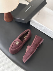 CHANEL 26S LOAFERS IN BURGUNDY SUEDE AND SHEARLING LINING