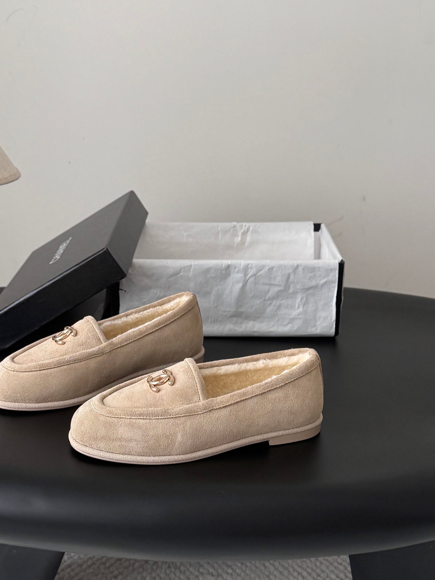 CHANEL 26S LOAFERS IN BEIGE SUEDE AND SHEARLING LINING