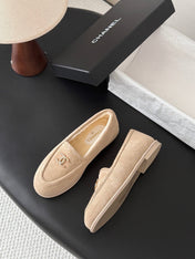 CHANEL 26S LOAFERS IN BEIGE SUEDE AND SHEARLING LINING