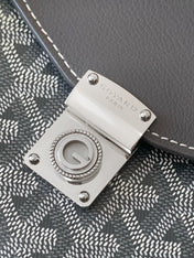 CHYPRE WALLET-POUCH 21 IN GRAY GOYARDINE CANVAS AND CALFSKIN