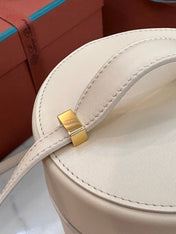 EXTRA CASE MEDIUM 16 BAG IN WHITE CREAM SMOOTH CALFSKIN WITH GOLD HARDWARE