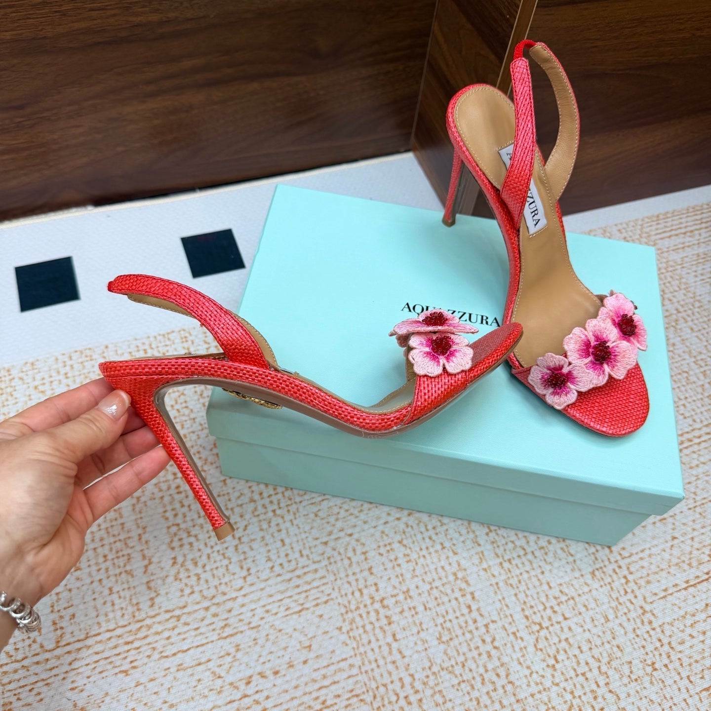AQUAZZURA 26S HEELED SANDALS 100 MM IN CORAL RED RAFFIA TEXTURE
