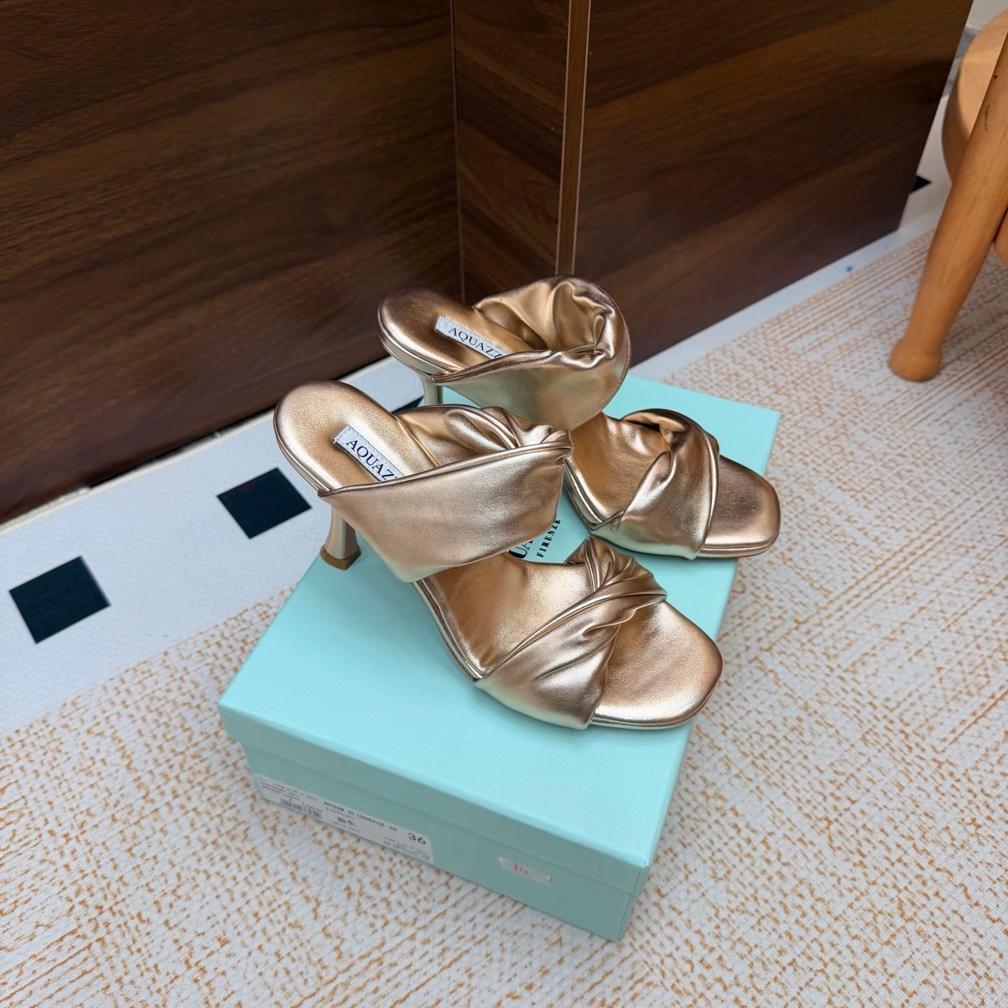 AQUAZZURA 26S TWISTED HEEL SANDALS 85 MM IN SOFT GOLD LAMBSKIN