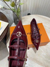 POINTED-TOE TRIPLE-STRAP BALLET FLAT IN BURGUNDY RED PATENT CALFSKIN