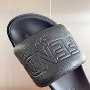 FENDI ROMA SLIDES IN BLACK  FUSSBETT LAMBSKIN