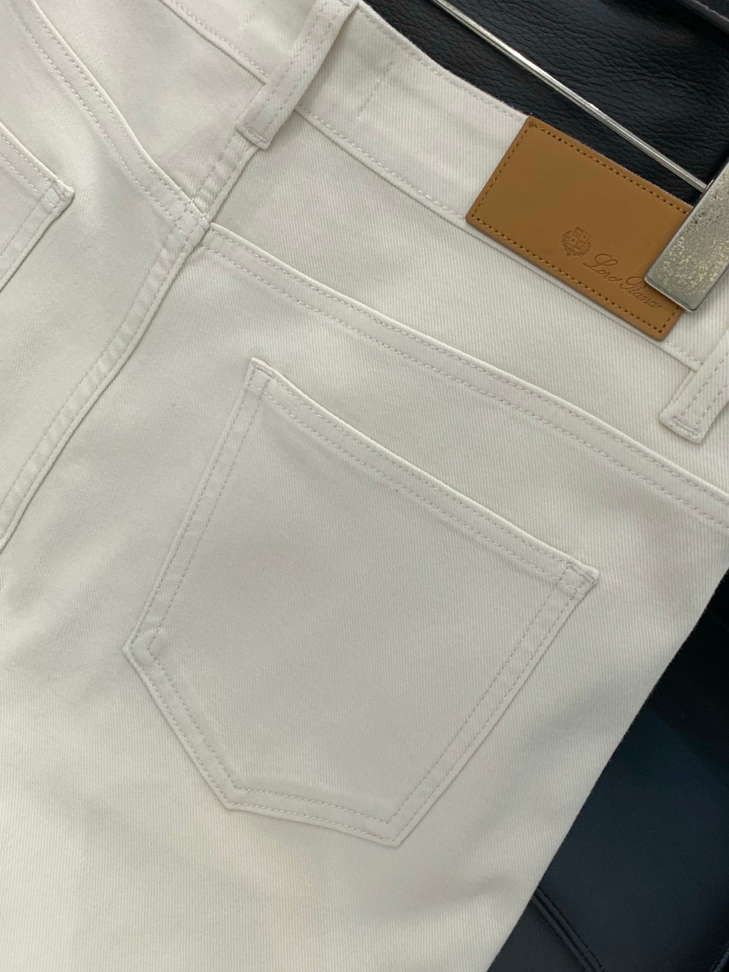 LORO PIANA 26S JEANS 668