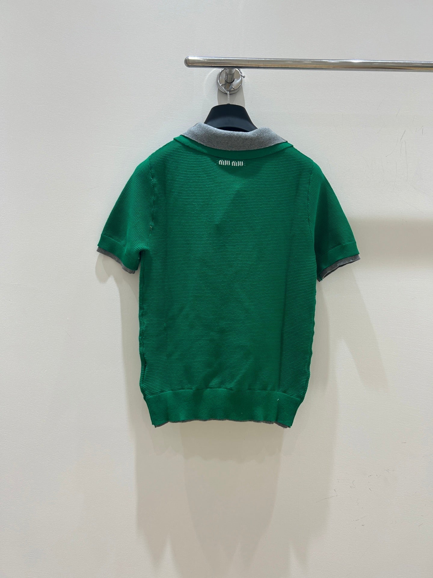 MIUMIU SHORT-SLEEVE KNIT POLO SHIRT STYLE 202