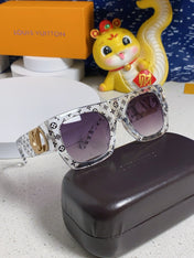 LINK SQUARE SUNGLASSES 570271 IN CLEAR ACETATE MONOGRAM LOGO ON FRAME