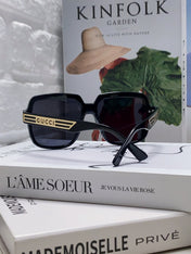 SQUARE FRAME SUNGLASSES 570231 IN ACETATE AND METAL