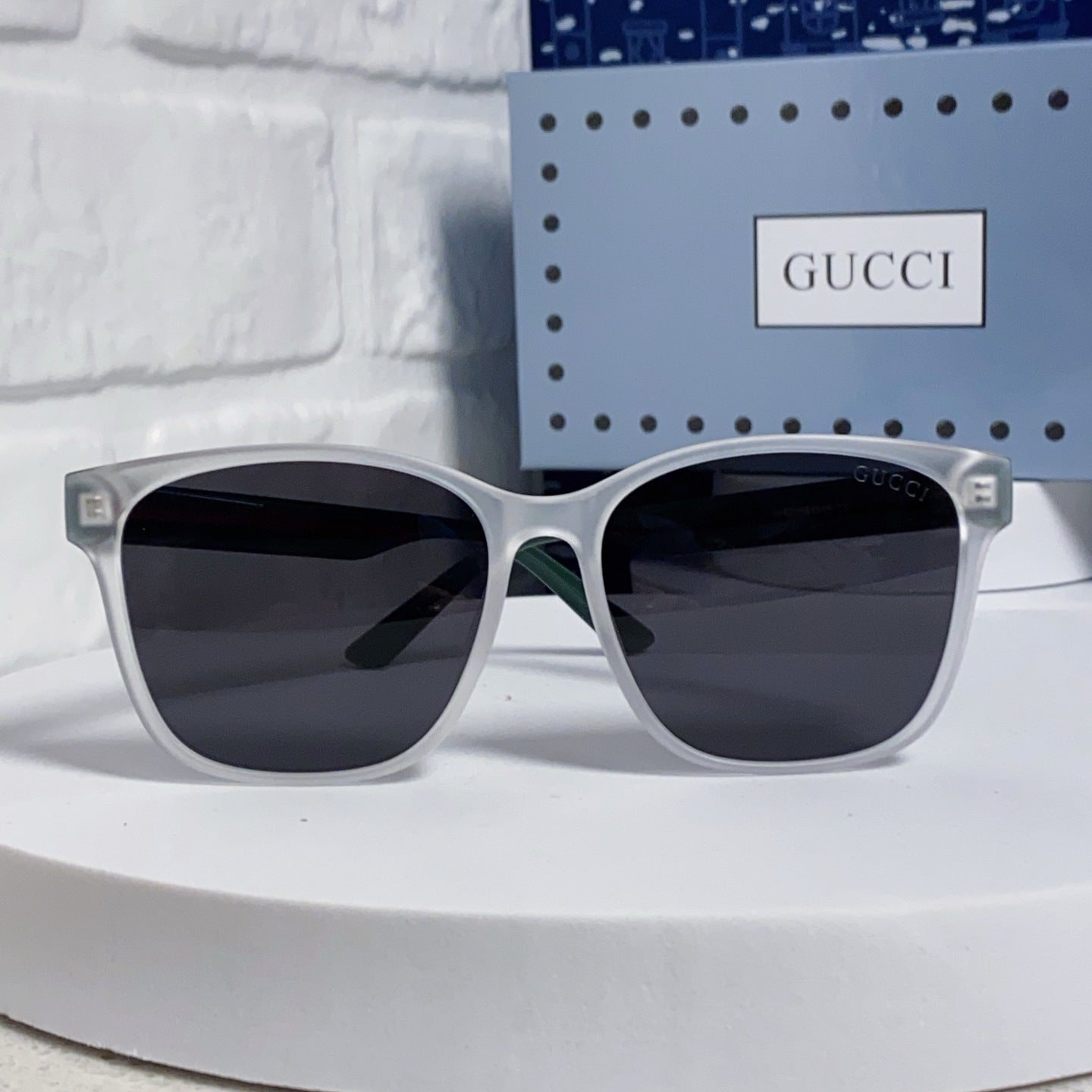 GUCCI 26S SQUARE FRAME IN ACETATE 424598