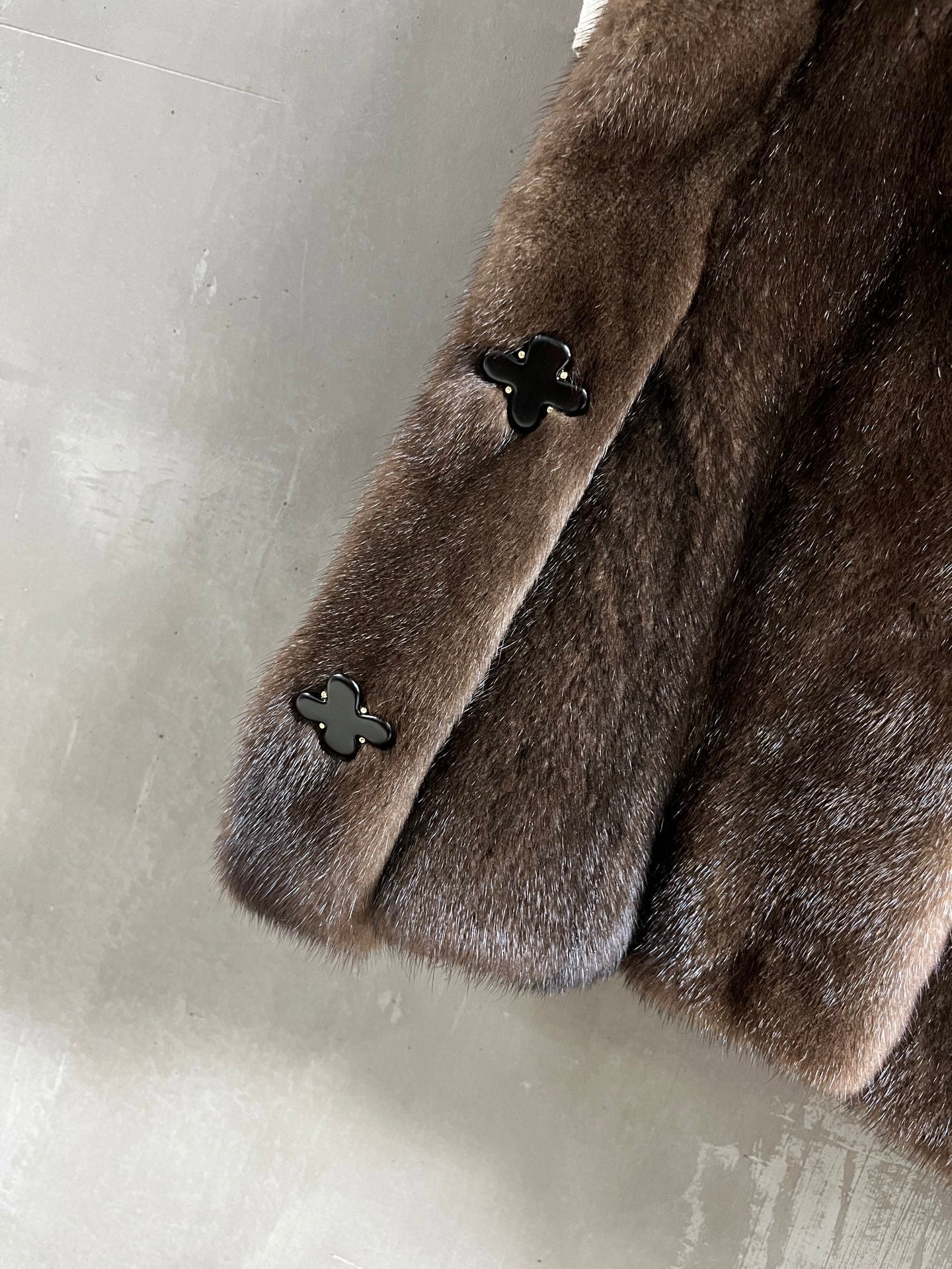 MIUMIU FUR VEST STYLE 684