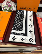 LV SCARF 90 CM IN SILK 732040