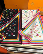 LV SCARF 90 CM IN SILK 07