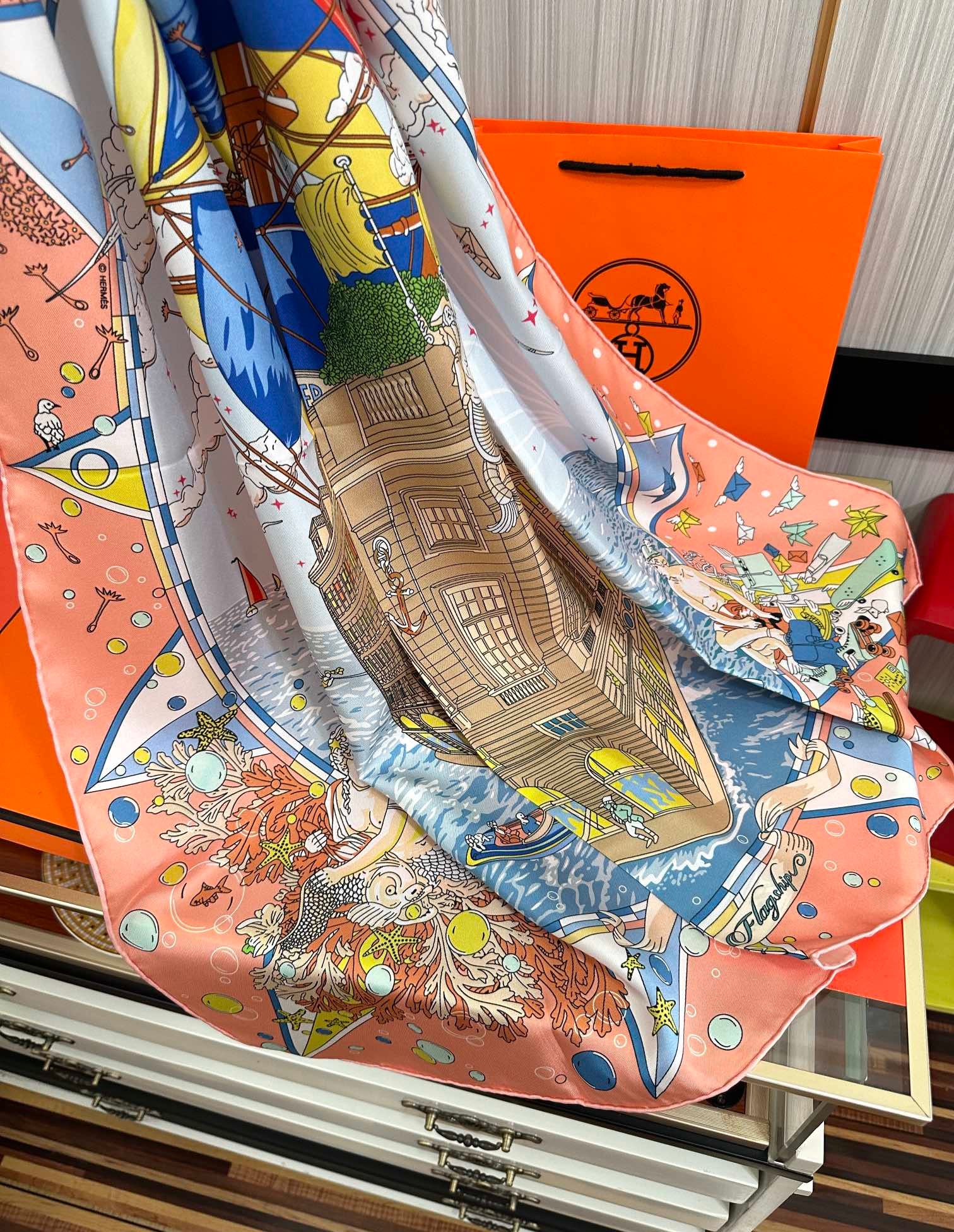HERMES 26S PRINTED SQUARE SCARF 90 IN SILK 312024