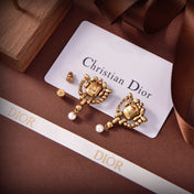 CD 26S VINTAGE CRYSTAL PEARL DROP STATEMENT EARRINGS 631069