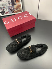 GUCCI 26S LOAFERS IN BLACK SUEDE